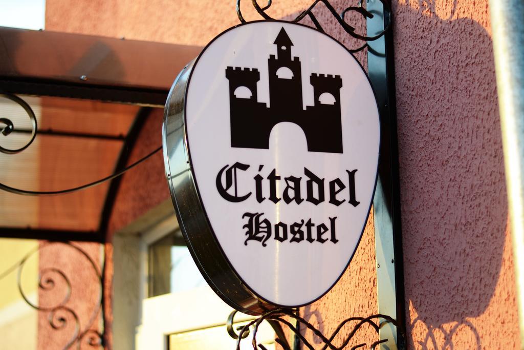 Citadel Hostel Alba Iulia Buitenkant foto